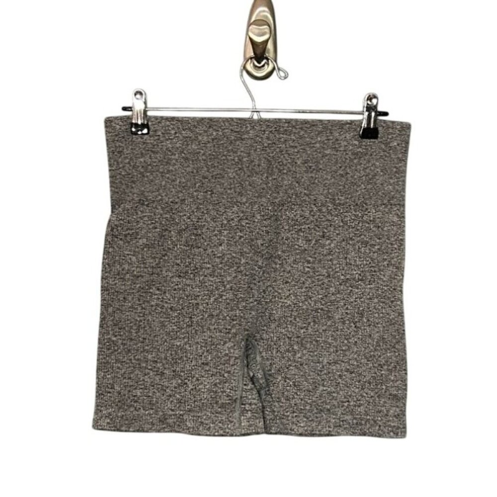 NWT Women's Size Large Seamless Ribbed Bike Shorts - Colsie Heather Gray - Picture 2 of 7